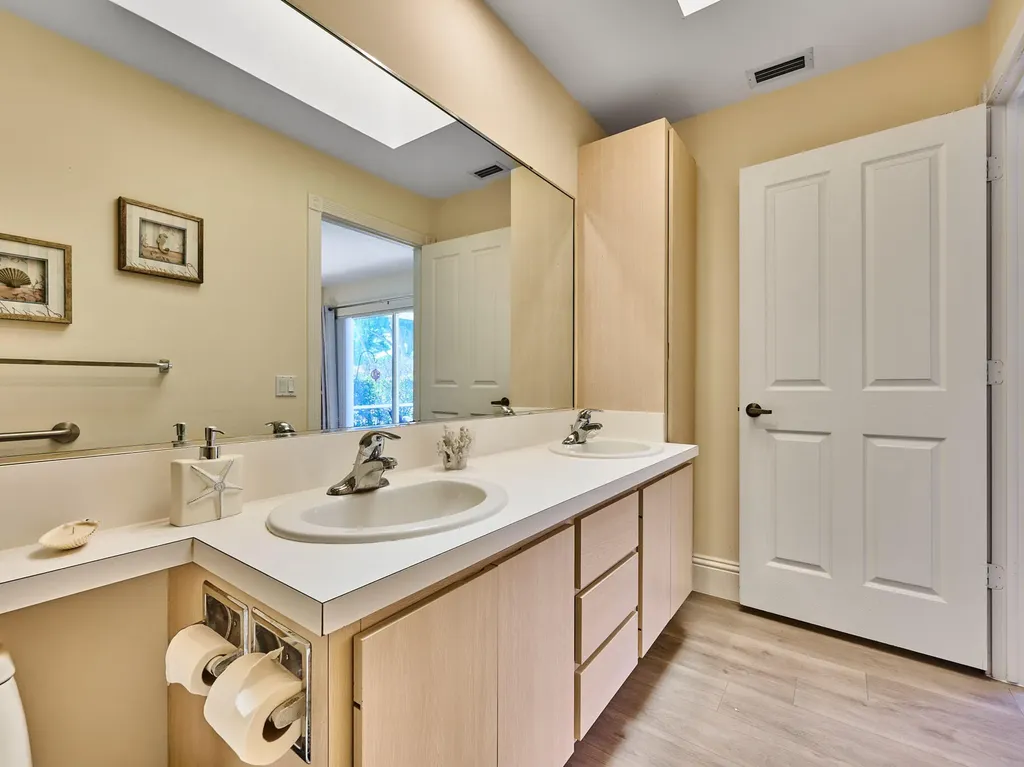 2903 Pin Oak Court Palm Beach Gardens FL 33410