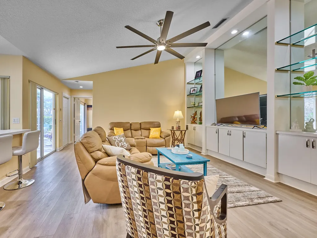 2903 Pin Oak Court Palm Beach Gardens FL 33410