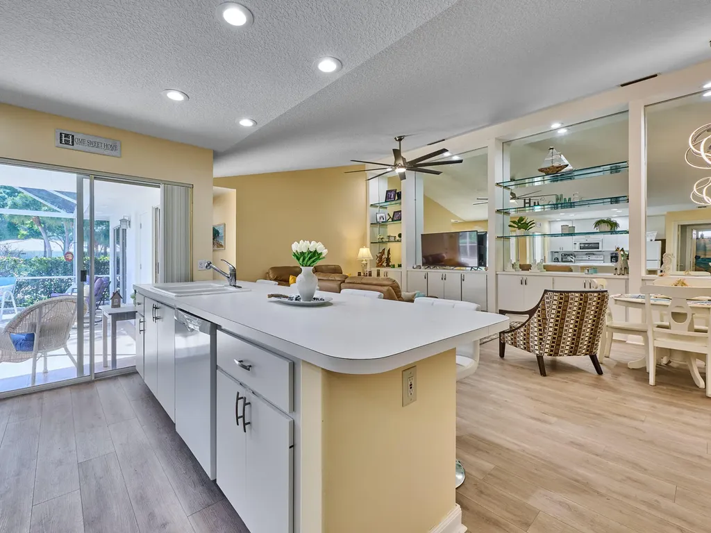 2903 Pin Oak Court Palm Beach Gardens FL 33410