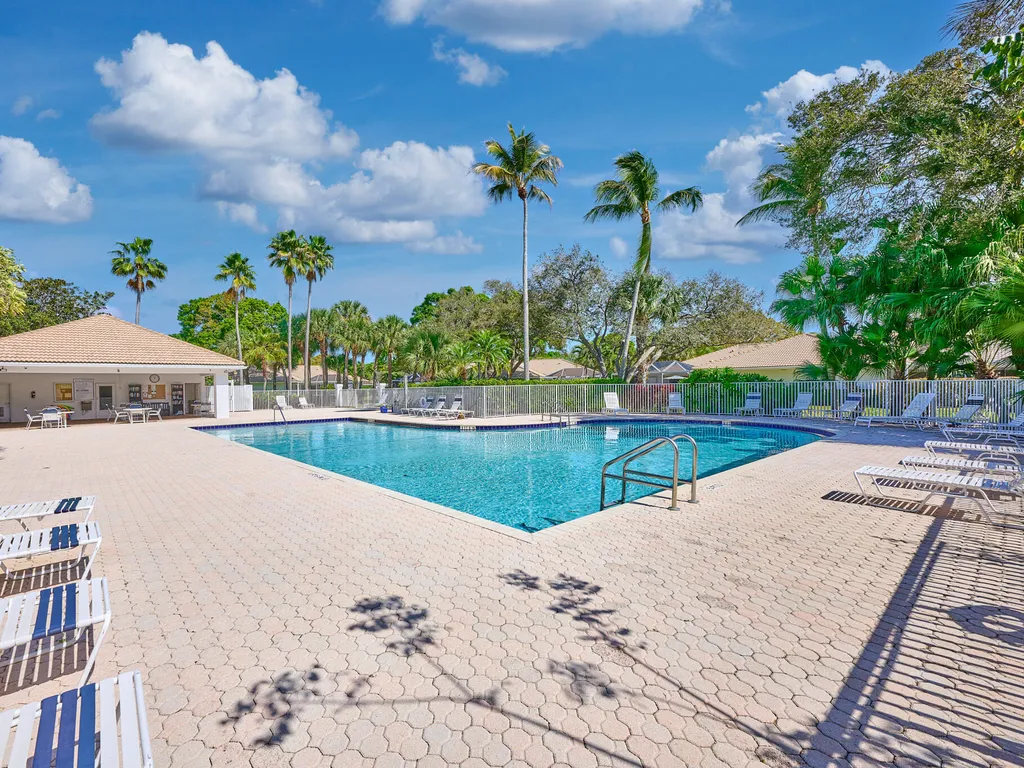 2903 Pin Oak Court Palm Beach Gardens FL 33410