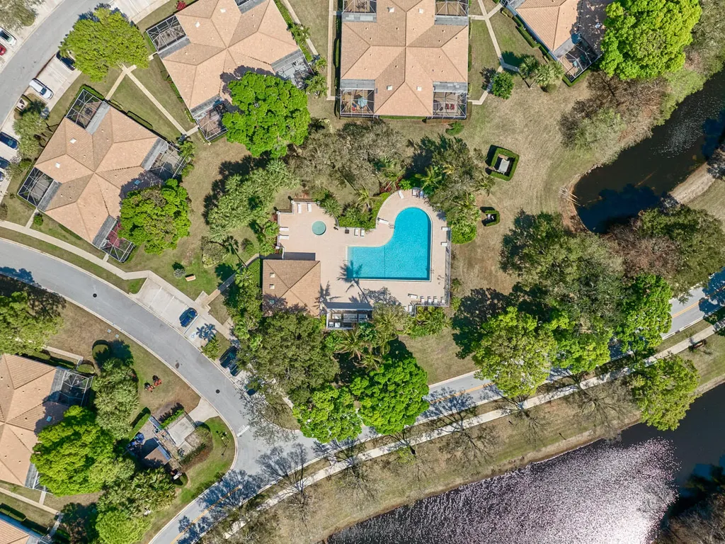 2903 Pin Oak Court Palm Beach Gardens FL 33410