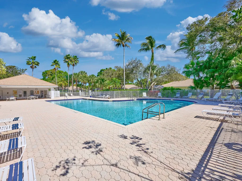 2903 Pin Oak Court Palm Beach Gardens FL 33410