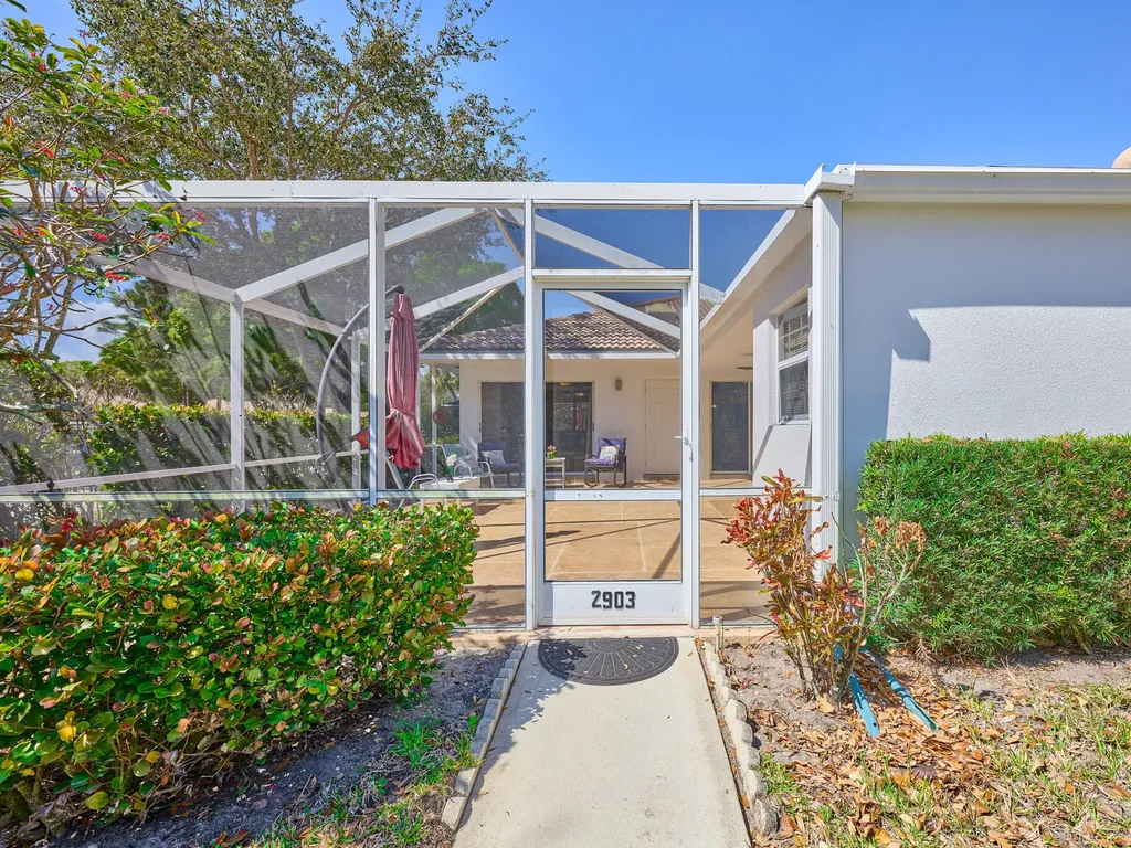 2903 Pin Oak Court Palm Beach Gardens FL 33410