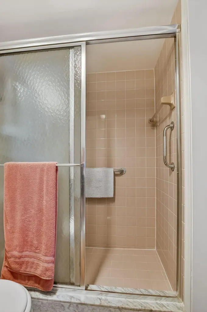 2074 Cambridge D Deerfield Beach FL 33442