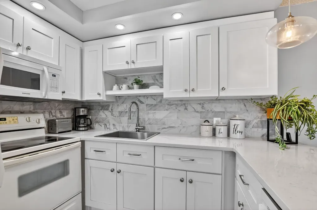 2074 Cambridge D Deerfield Beach FL 33442