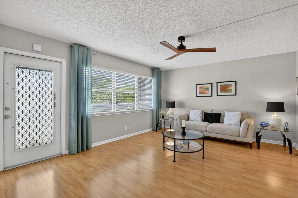 2074 Cambridge D Deerfield Beach FL 33442