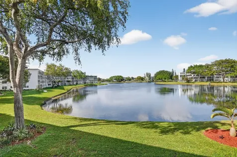 2074 Cambridge D Deerfield Beach FL 33442