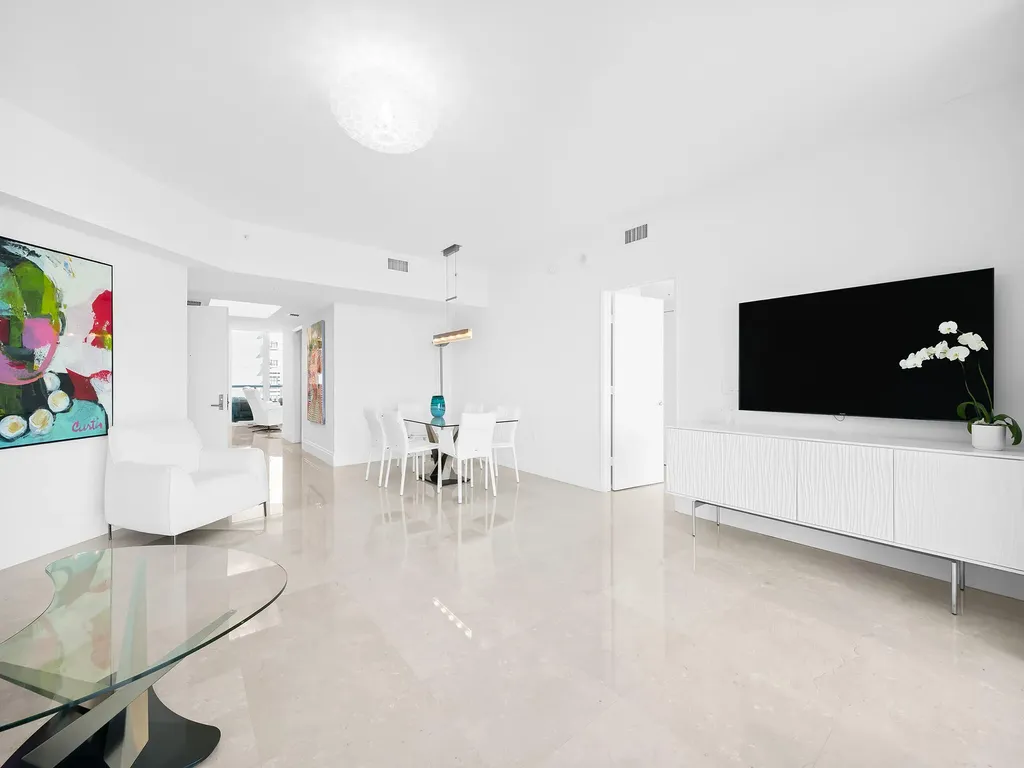 333 Las Olas Way Fort Lauderdale FL 33301