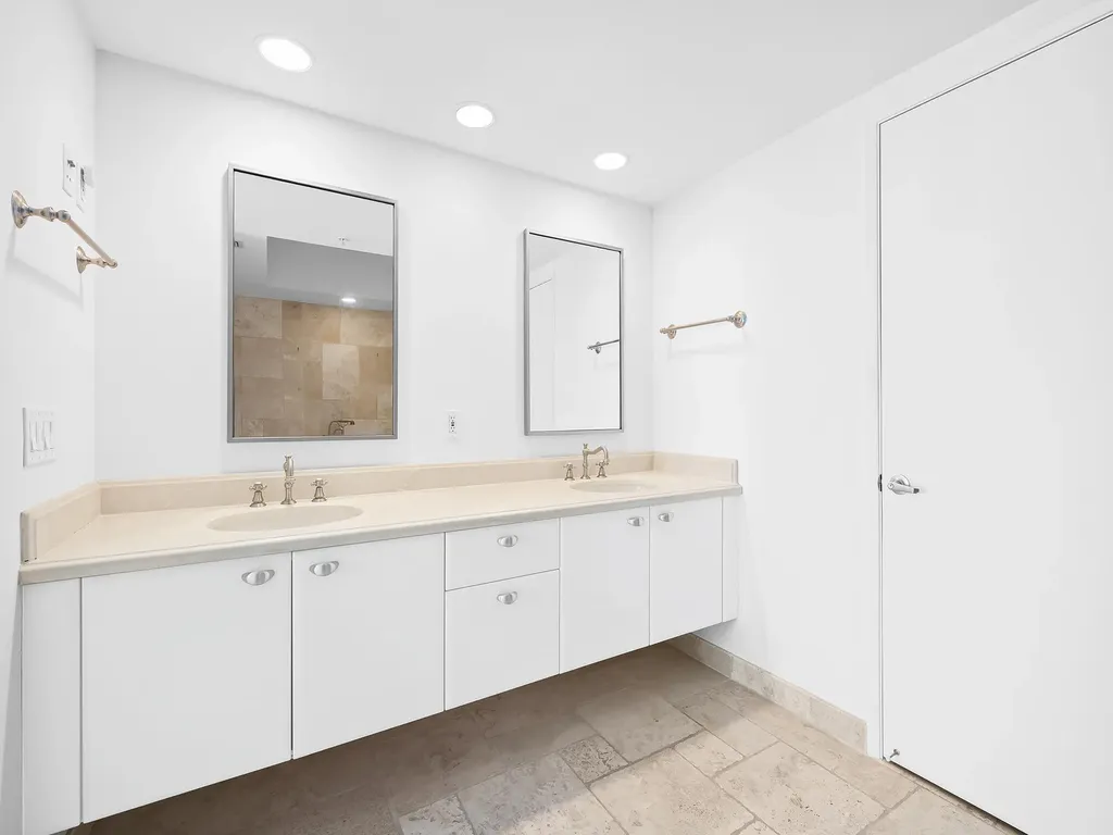 333 Las Olas Way Fort Lauderdale FL 33301