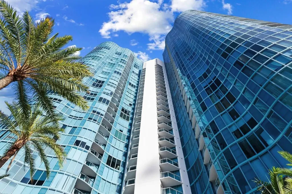 333 Las Olas Way Fort Lauderdale FL 33301
