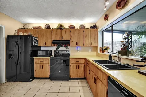 8650 SW 51st Street Cooper City FL 33328