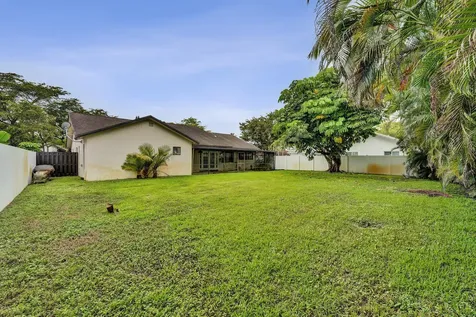 8650 SW 51st Street Cooper City FL 33328