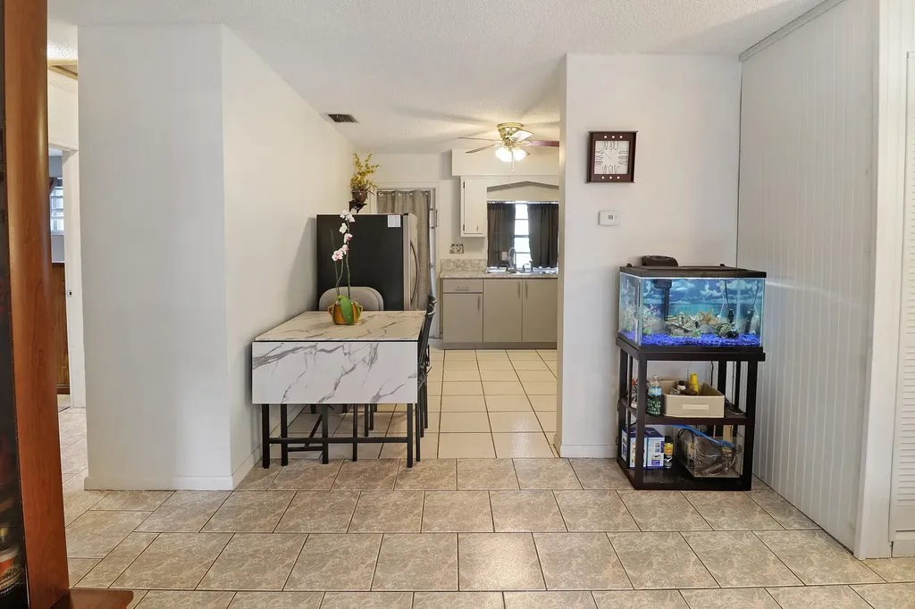 832-834 NE 22nd Drive Wilton Manors FL 33305