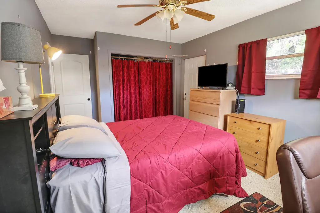 832-834 NE 22nd Drive Wilton Manors FL 33305