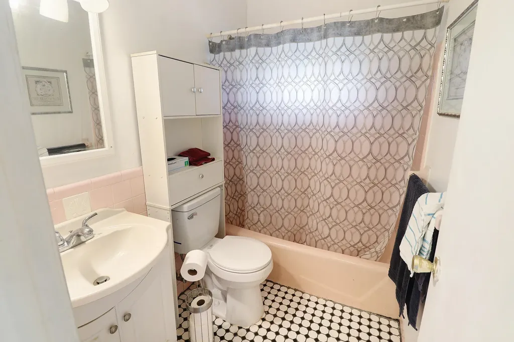 832-834 NE 22nd Drive Wilton Manors FL 33305