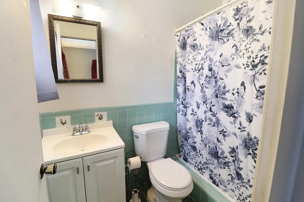 832-834 NE 22nd Drive Wilton Manors FL 33305