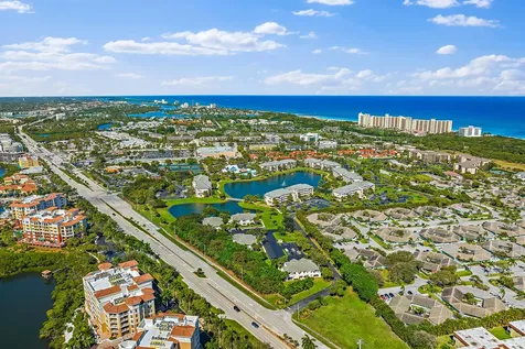 353 S Us Highway 1 Jupiter FL 33477