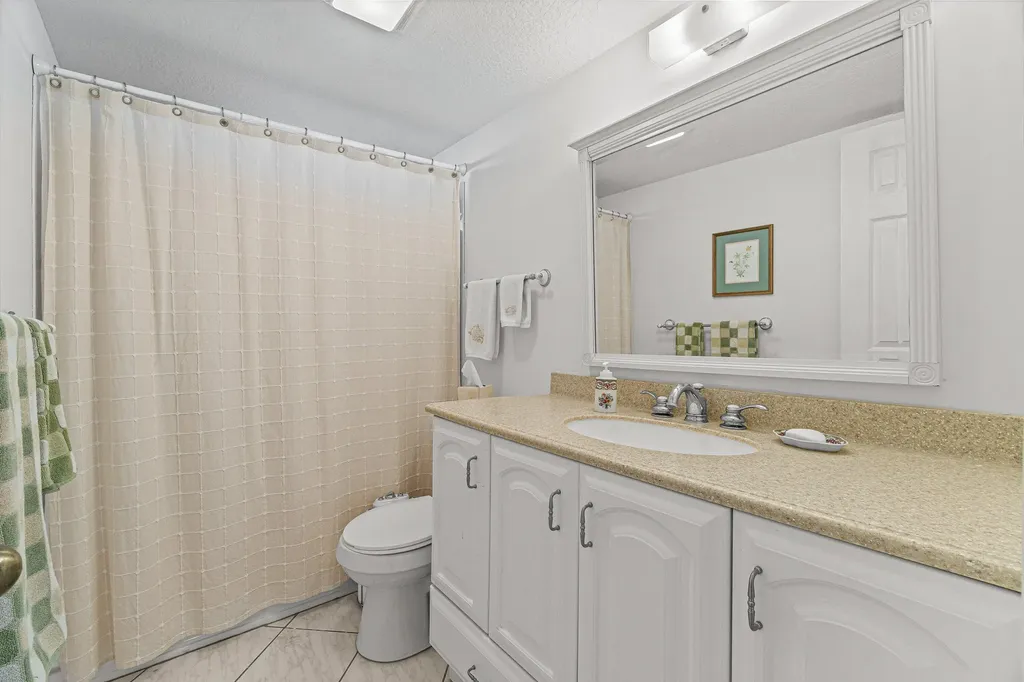 2515 NE 1st Court Boynton Beach FL 33435