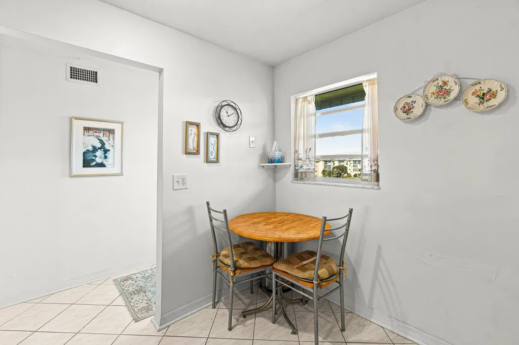 2515 NE 1st Court Boynton Beach FL 33435