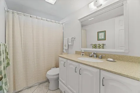 2515 NE 1st Court Boynton Beach FL 33435
