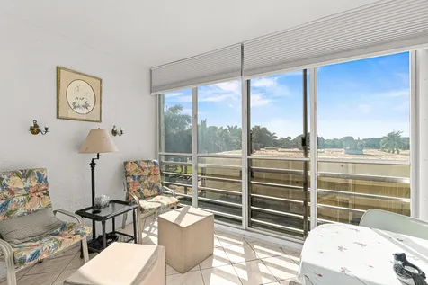 2515 NE 1st Court Boynton Beach FL 33435