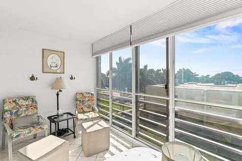 2515 NE 1st Court Boynton Beach FL 33435