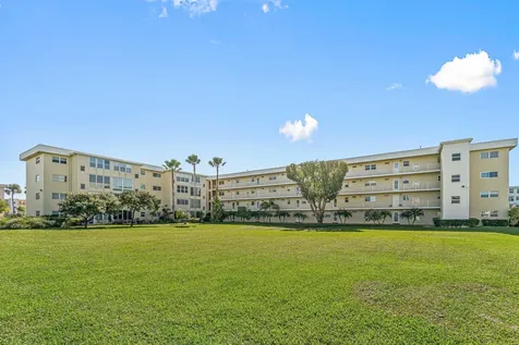 2515 NE 1st Court Boynton Beach FL 33435