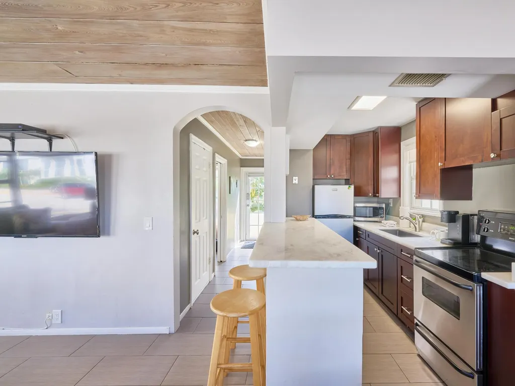1214 E Atlantic Avenue Delray Beach FL 33483