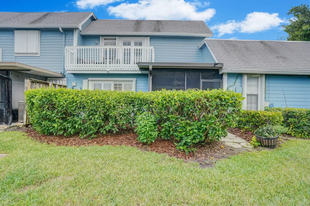 1007 Ocean Dunes Circle Jupiter FL 33477