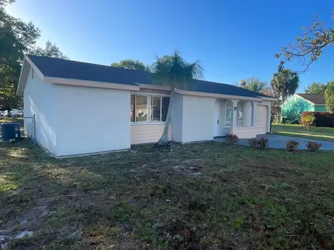 3061 SW Blout Court Port St Lucie FL 34953
