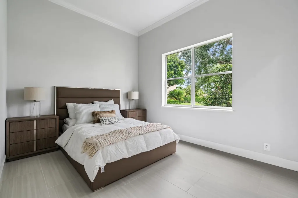 1124 Grand Cay Drive Palm Beach Gardens FL 33418
