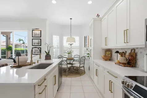 7046 Haviland Circle Boynton Beach FL 33437