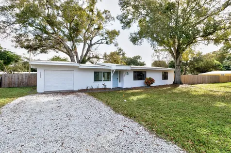 1262 14th Avenue Vero Beach FL 32960