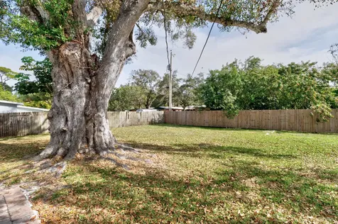 1262 14th Avenue Vero Beach FL 32960