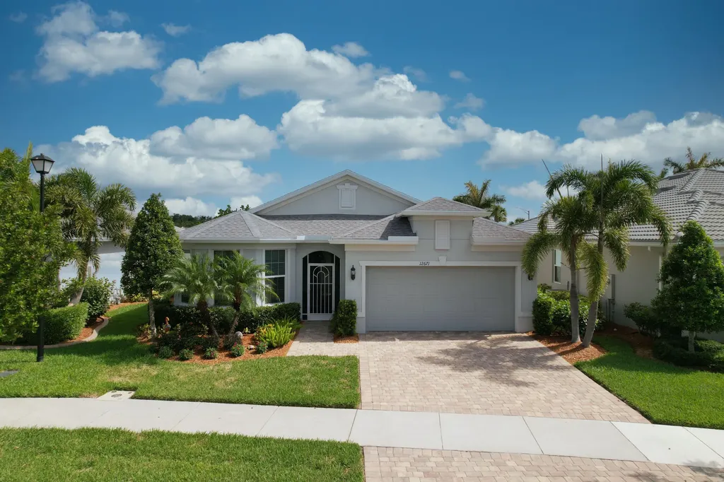 12671 SW Gingerline Drive Port St Lucie FL 34987