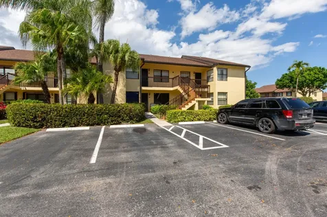 4715 Lucerne Lakes Boulevard E Greenacres FL 33467