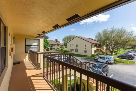 4715 Lucerne Lakes Boulevard E Greenacres FL 33467