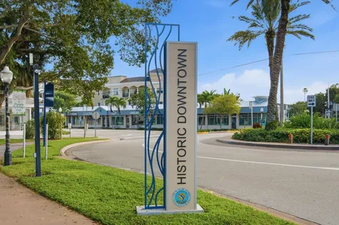 506 SW Camden Avenue Stuart FL 34994
