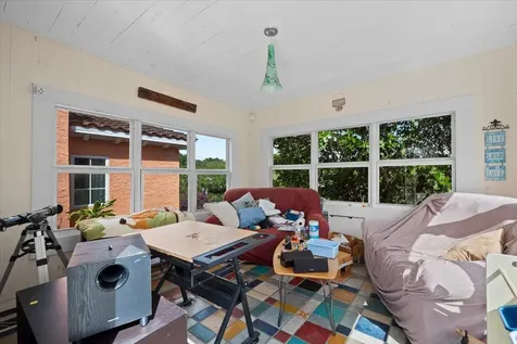 418 E Lakewood Road West Palm Beach FL 33405