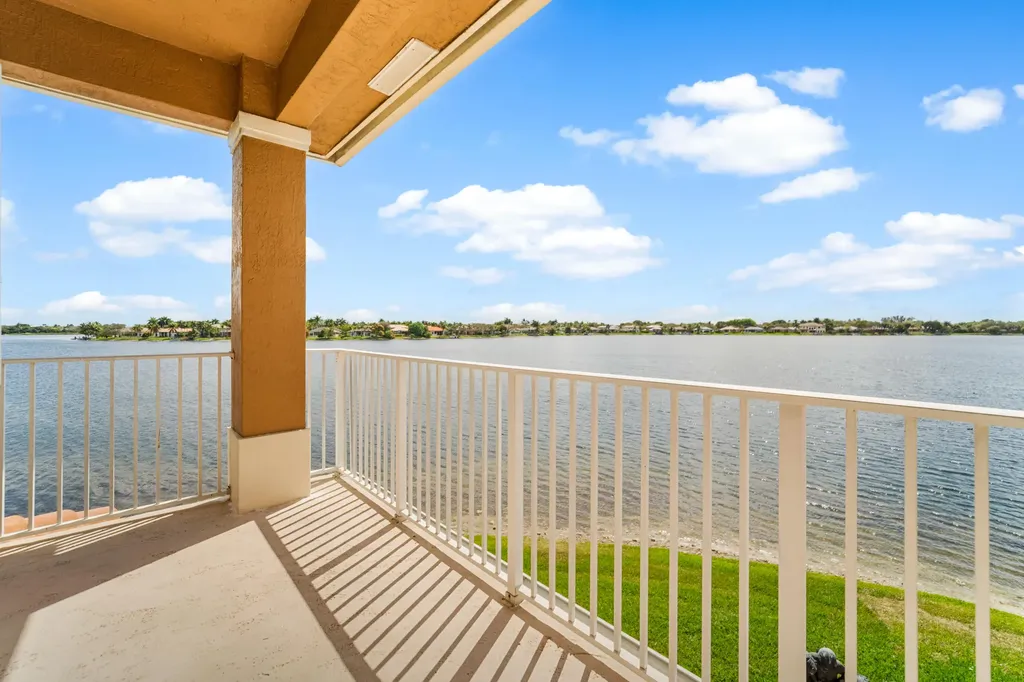 12201 NW 7th Drive Coral Springs FL 33071