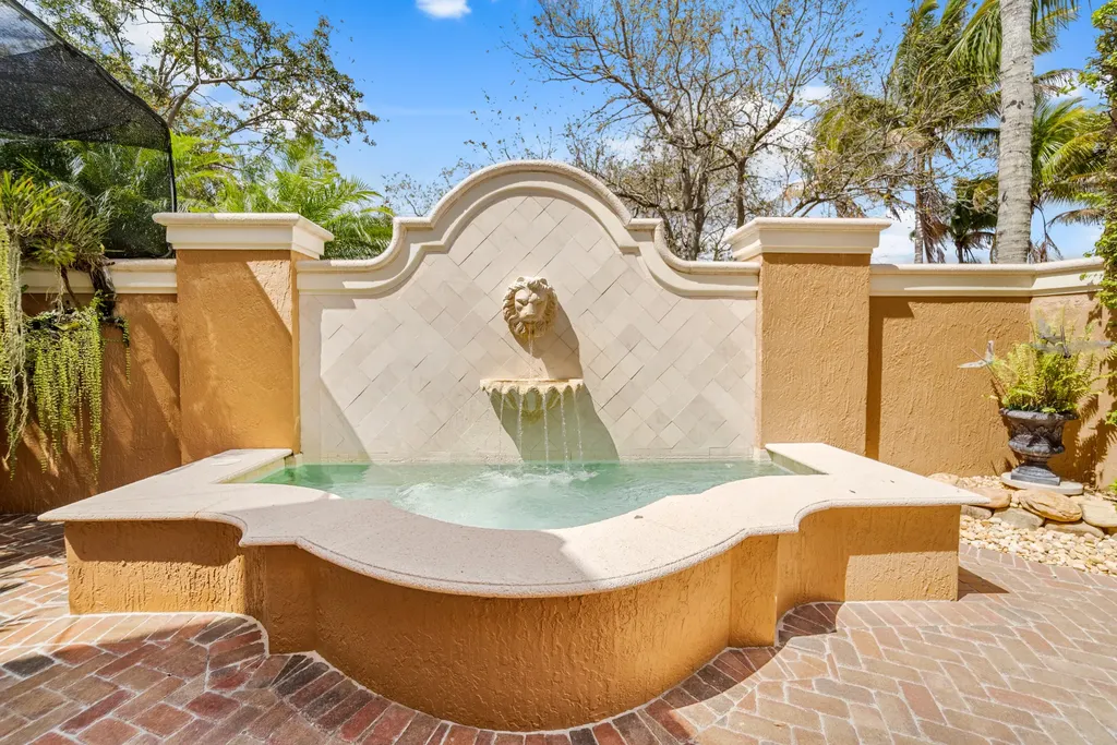 12201 NW 7th Drive Coral Springs FL 33071