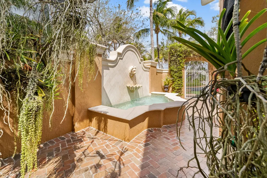 12201 NW 7th Drive Coral Springs FL 33071