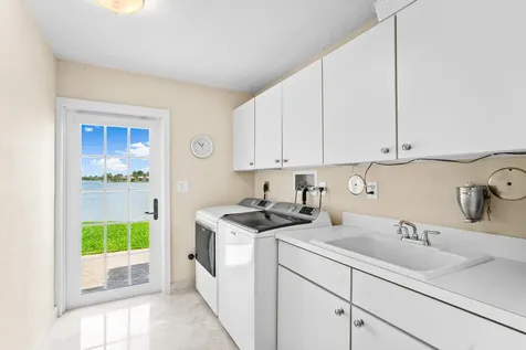 12201 NW 7th Drive Coral Springs FL 33071