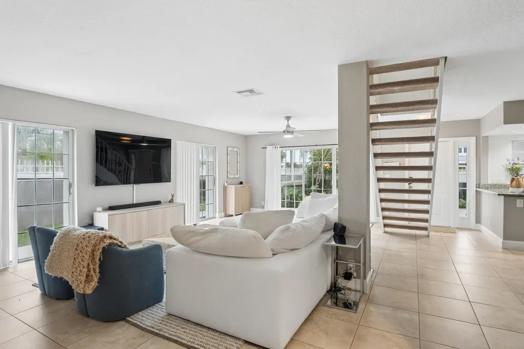 2802 Vision Drive Palm Beach Gardens FL 33418