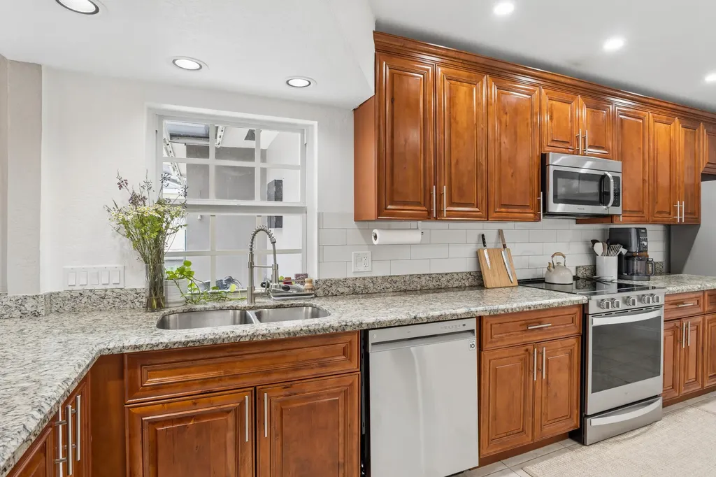 2802 Vision Drive Palm Beach Gardens FL 33418