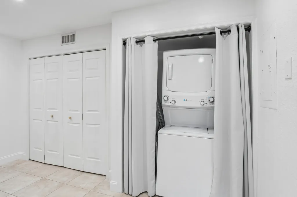 2802 Vision Drive Palm Beach Gardens FL 33418