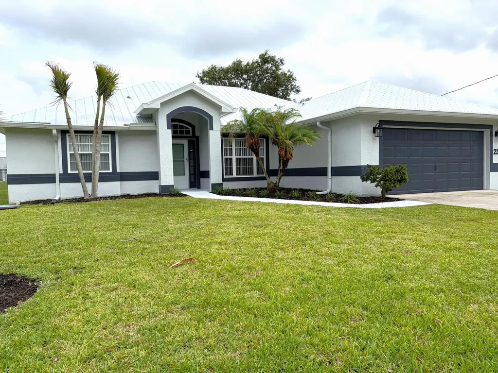 2367 SE Rock Springs Drive Port St Lucie FL 34952