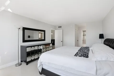 2000 S Ocean Boulevard Lauderdale By The Sea FL 33062