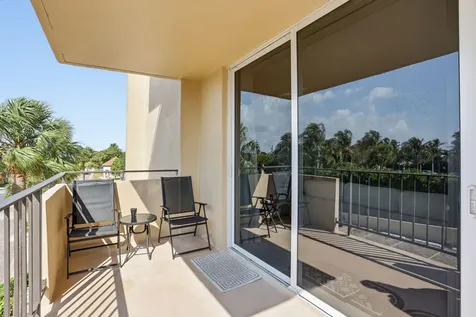 2000 S Ocean Boulevard Lauderdale By The Sea FL 33062