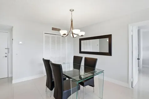 2000 S Ocean Boulevard Lauderdale By The Sea FL 33062